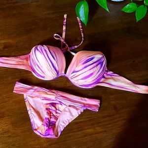 Sparkling gold detailed Victoria Secret Vintage!